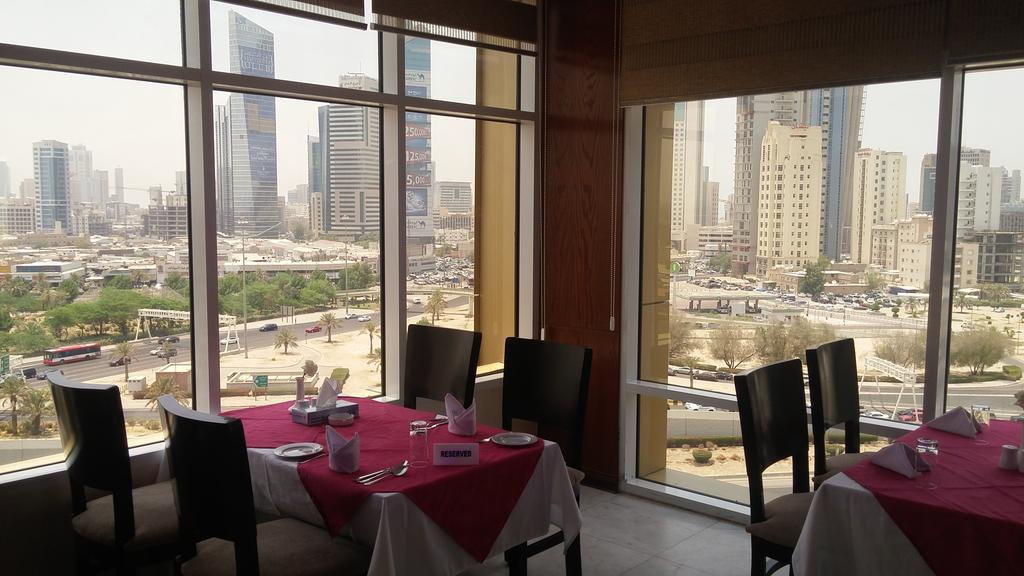 Kuwait Continental Hotel Kuwait City Esterno foto