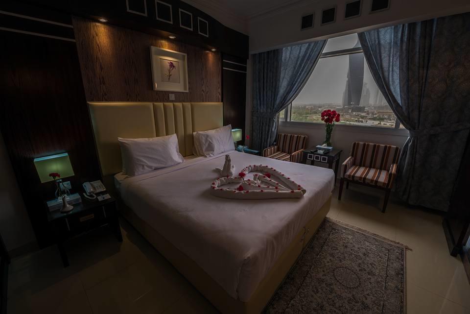 Kuwait Continental Hotel Kuwait City Esterno foto